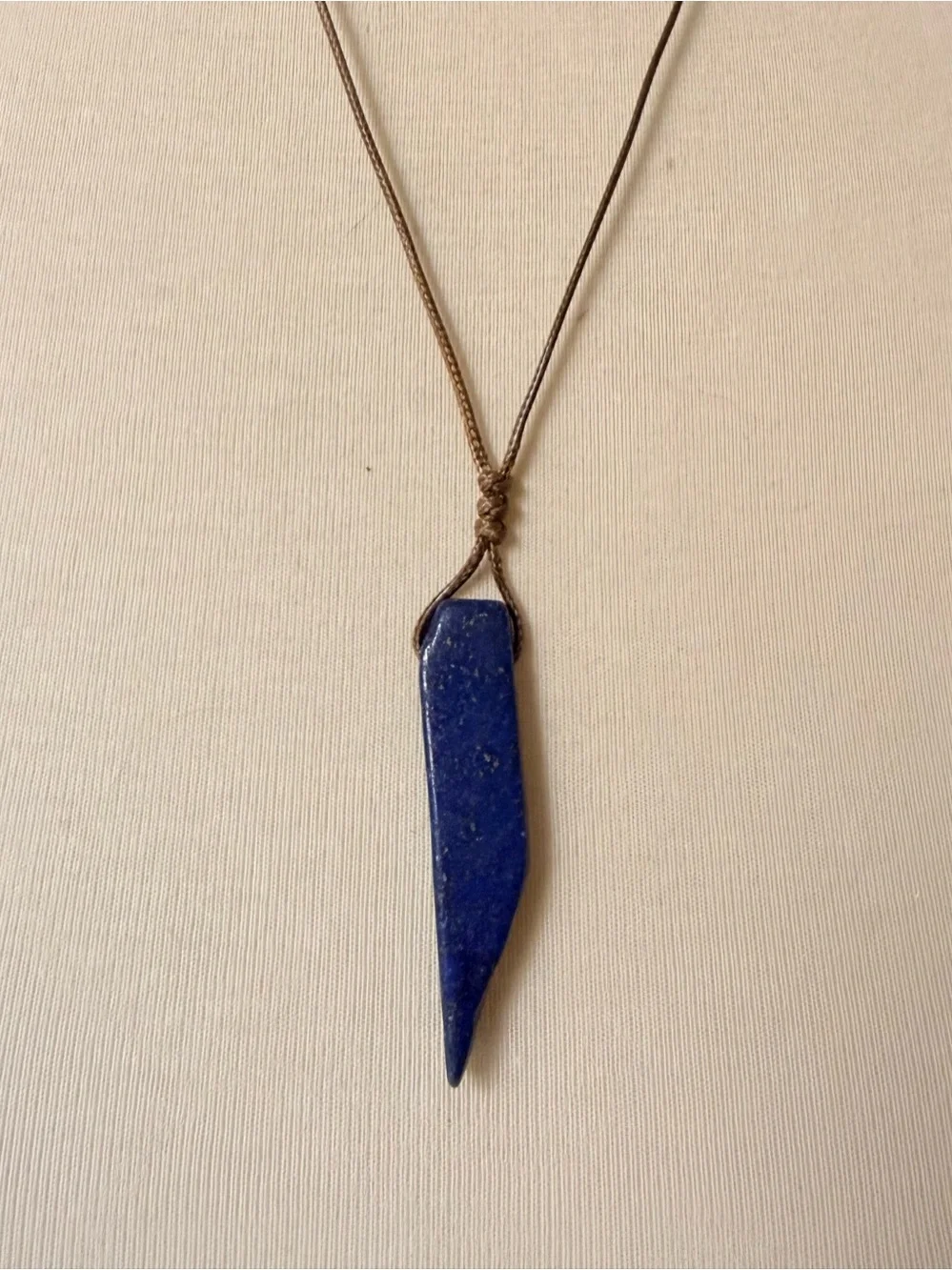 Set of 3 Pendant Necklace with Blue, White & Red Stones